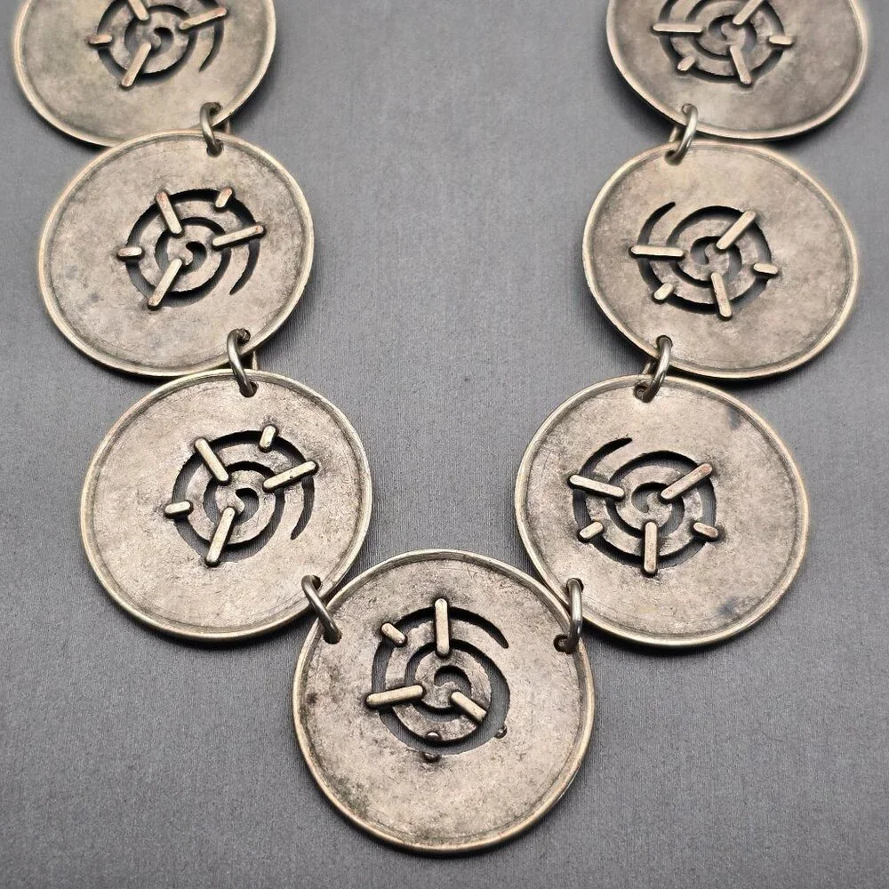 VTG Swirl Disc Medallion Statement Necklace 16" Antique Silver-Plate Adjustable - Picture 7 of 13